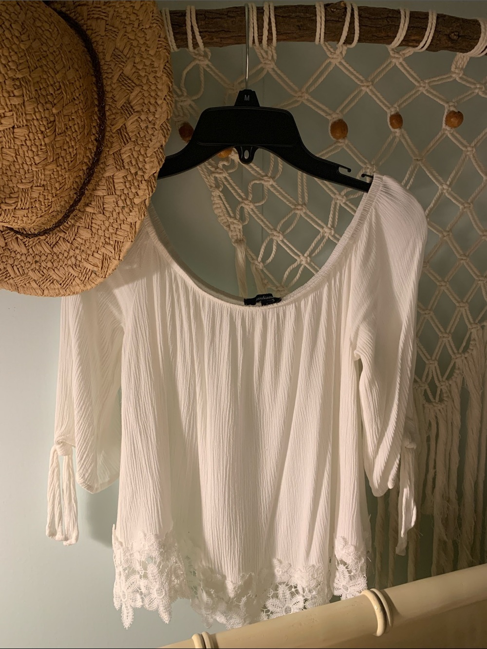 XS Elastic Scoop Neck (Front & Back ) White Stylish Summer Top 32” Bust,20” Long
